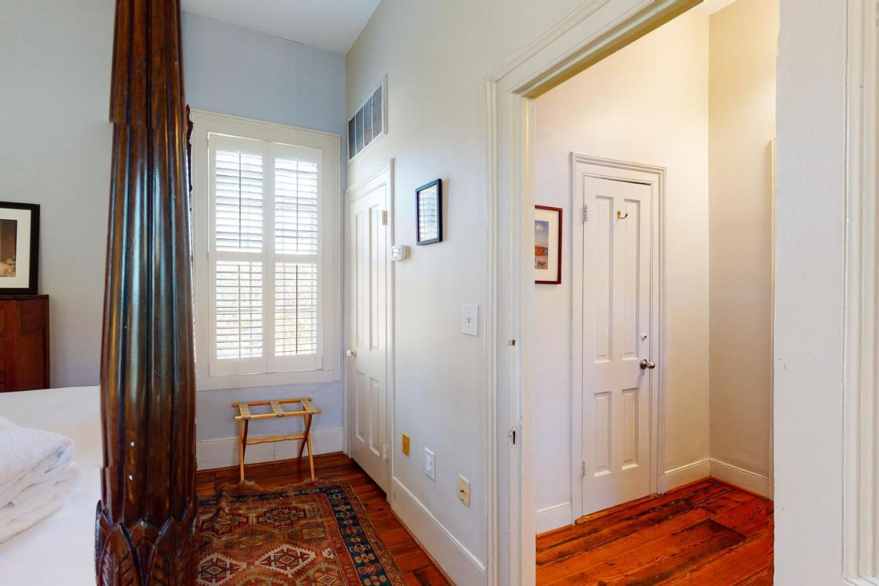 4 Bee St Villa Charleston Exterior photo